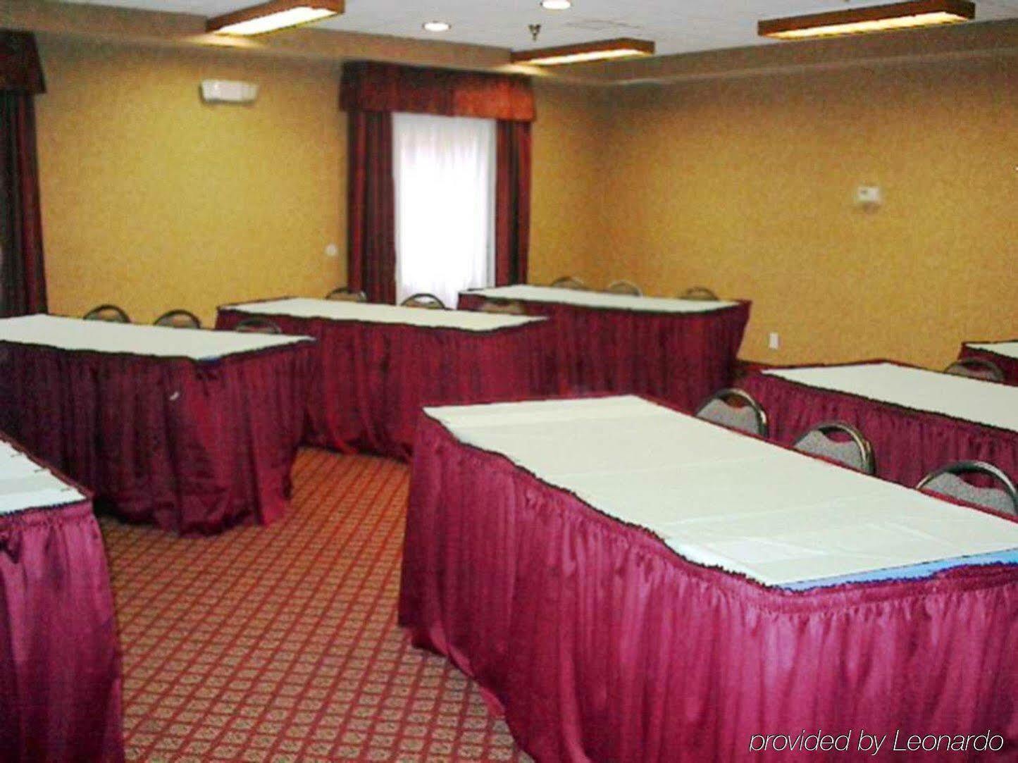 Wingate By Wyndham Steubenville Ανέσεις φωτογραφία